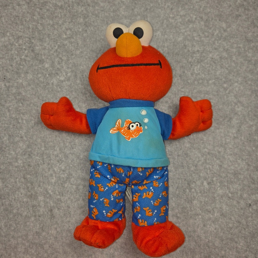 Vintage Sesame Street Hasbro Elmo Dorothy Goldfish Pajamas Plush 36661 Tested